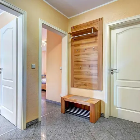 Ferienwohnung Wollinerstrasse ゼーバート・ヘリングスドルフ