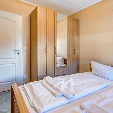 דירה Ferienwohnung Wollinerstrasse *